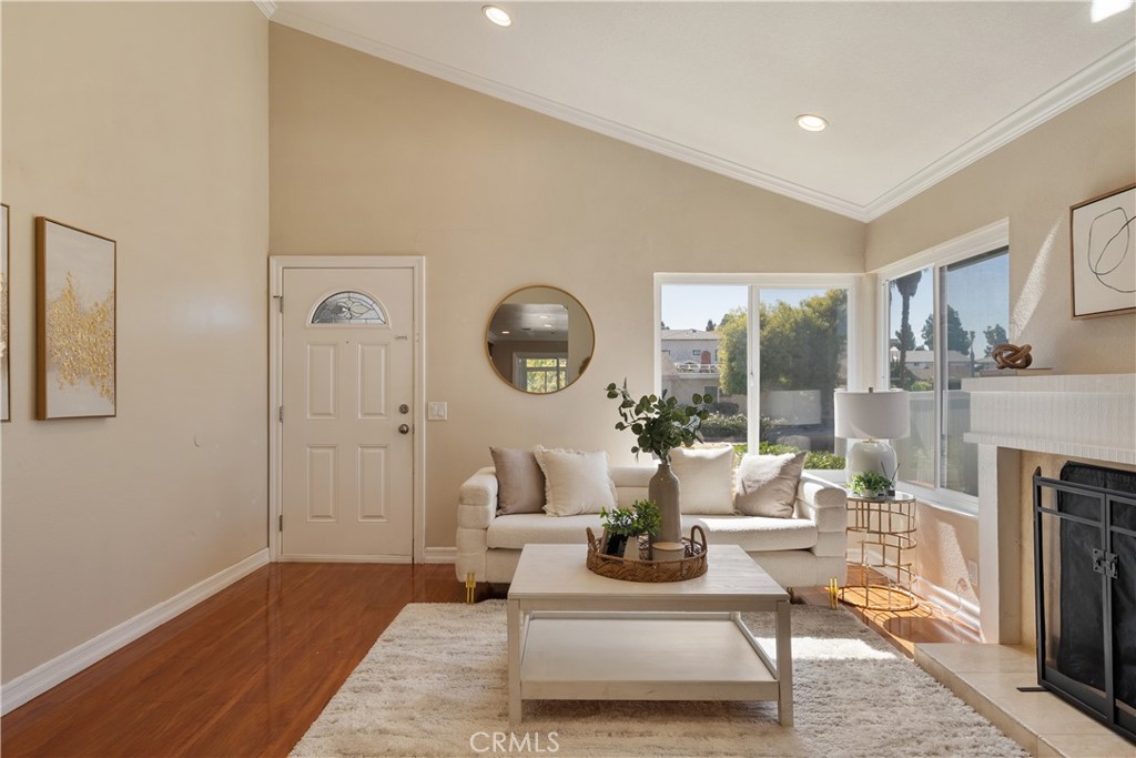 14541 Countrywood, Irvine CA 92604 - photo 5