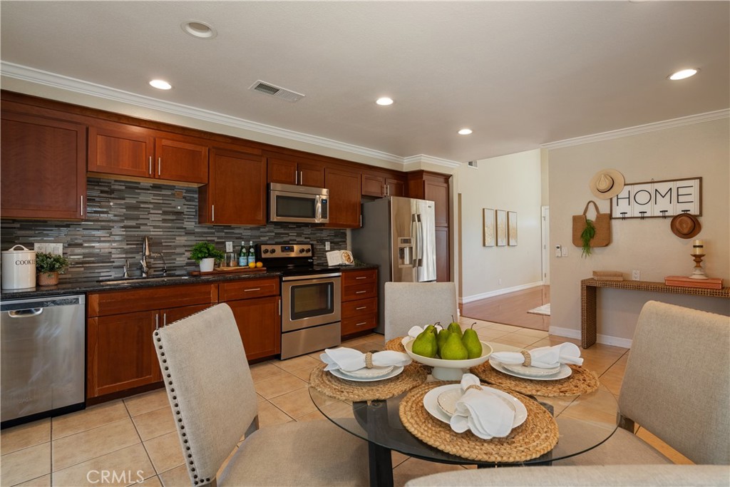 14541 Countrywood, Irvine CA 92604 - photo 12