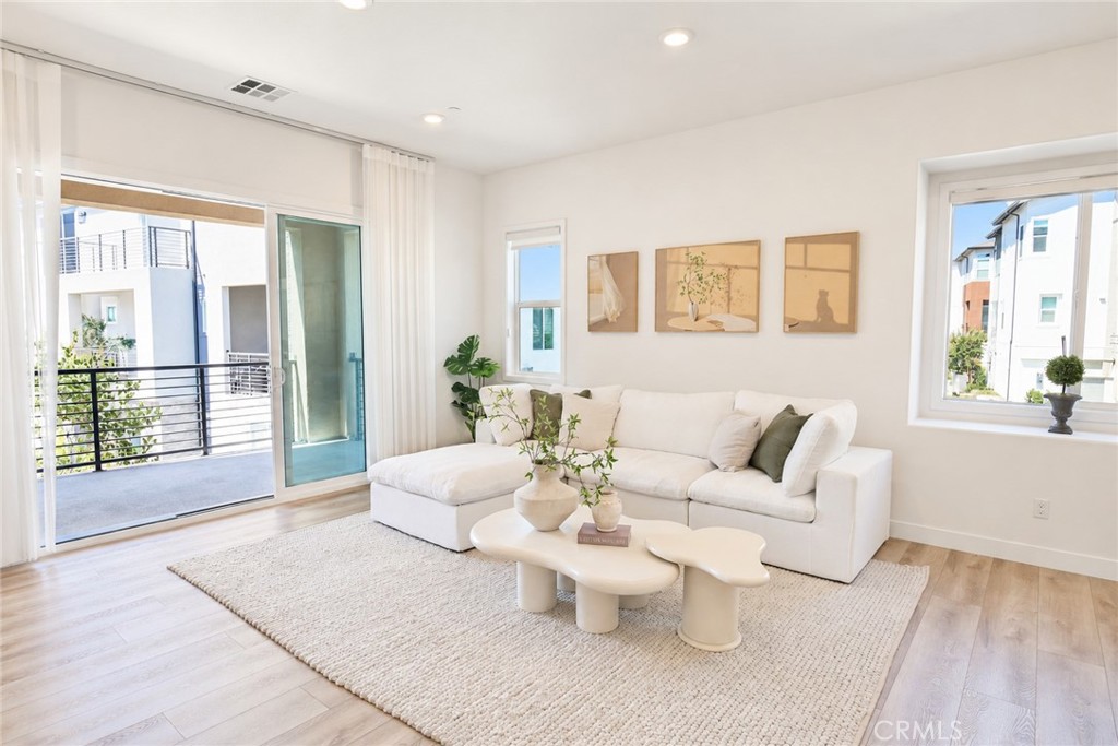 146 Abacus, Irvine CA 92618 - photo 8