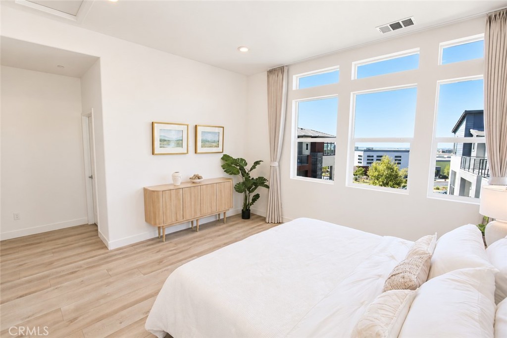 146 Abacus, Irvine CA 92618 - photo 16