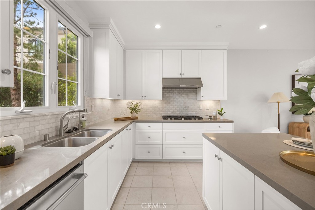 146 Dolci, Irvine CA 92602 - photo 10