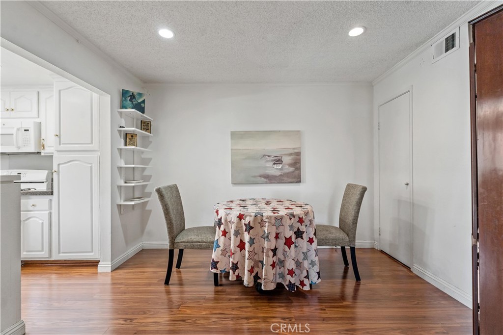 146 Echo 58, Irvine CA 92614 - photo 8
