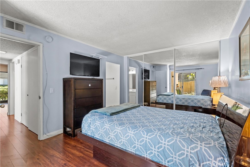 146 Echo 58, Irvine CA 92614 - photo 23