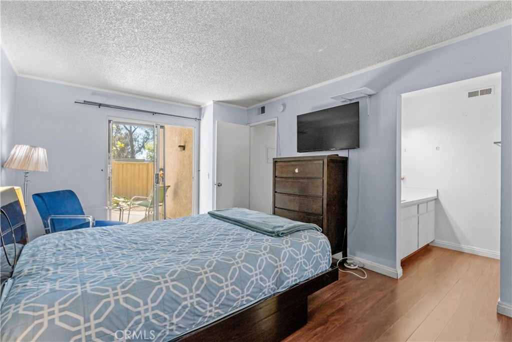 146 Echo 58, Irvine CA 92614 - photo 25