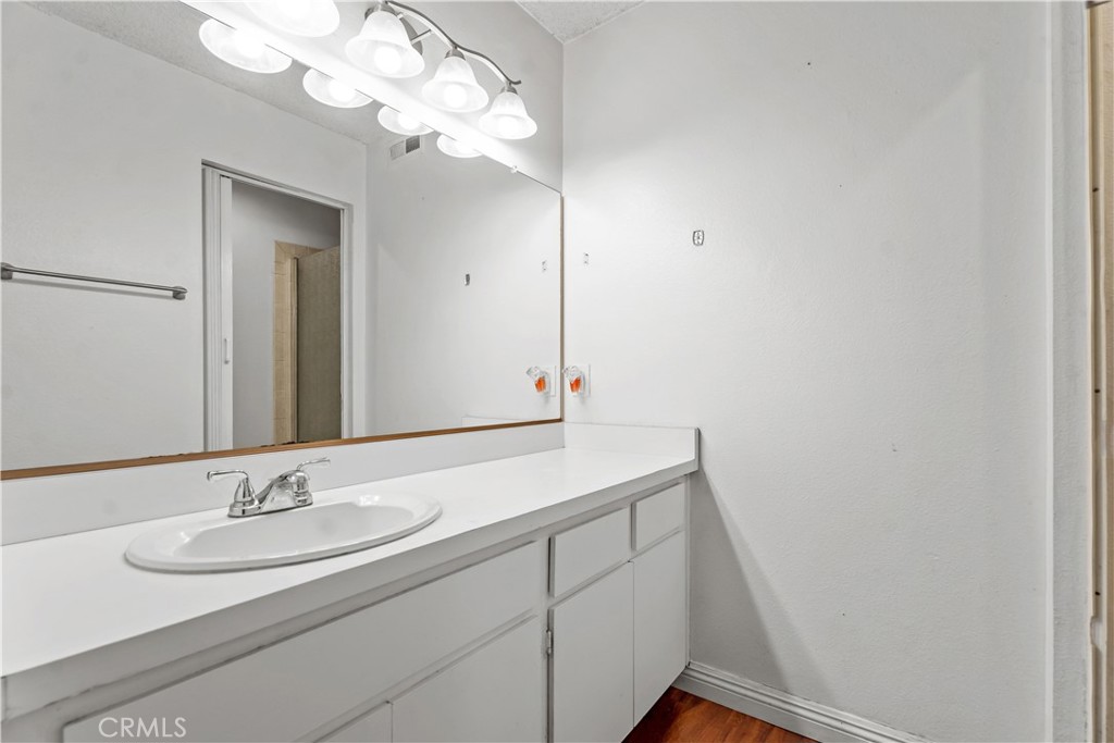 146 Echo 58, Irvine CA 92614 - photo 26