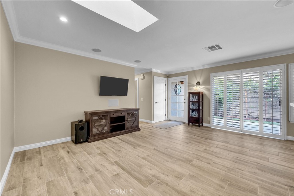 146 Orchard, Irvine CA 92618 - photo 11