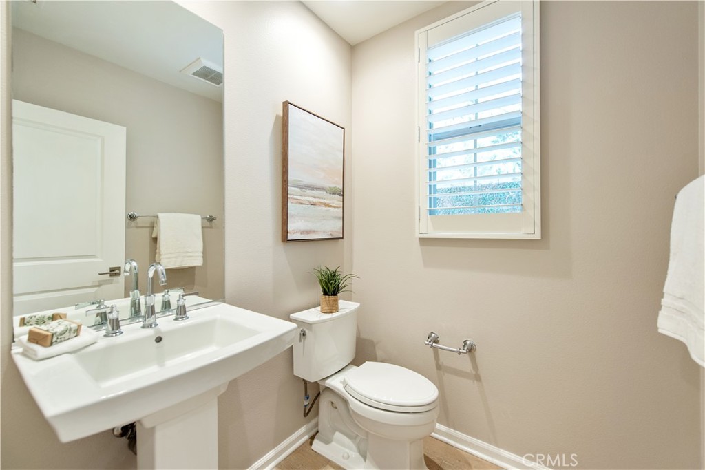146 Rotunda, Irvine CA 92620 - photo 12
