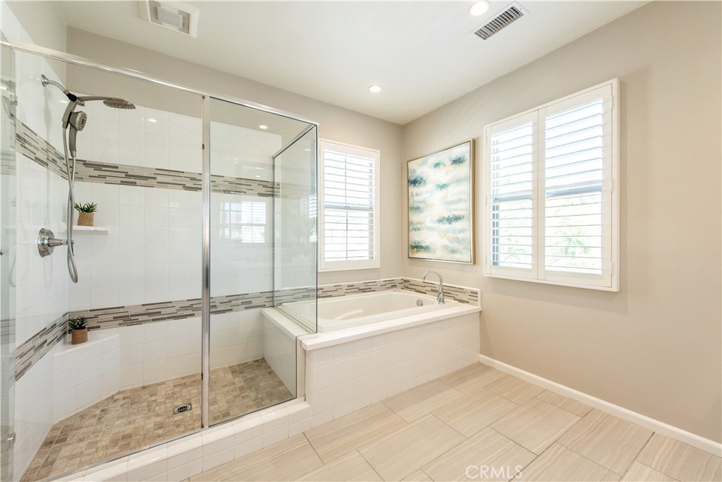 146 Rotunda, Irvine CA 92620 - photo 15