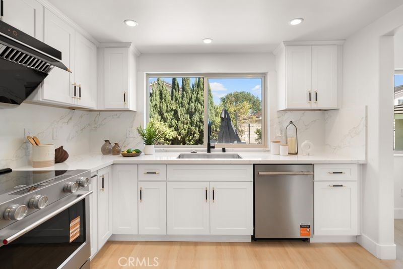 14612 Beach Avenue, Irvine CA 92606 - photo 5
