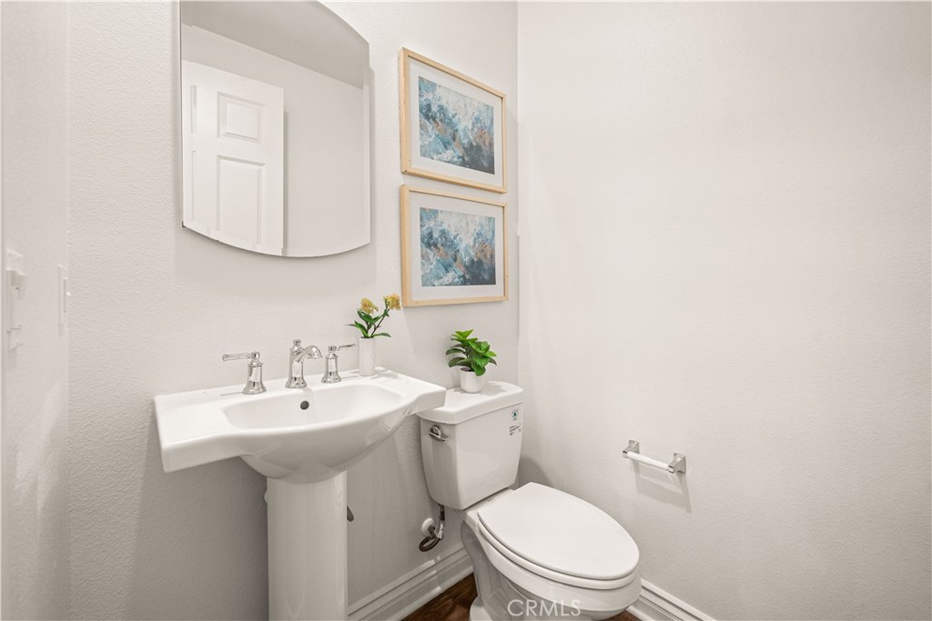 powder room - 147 Ceremony, Irvine CA 92618 - photo 4
