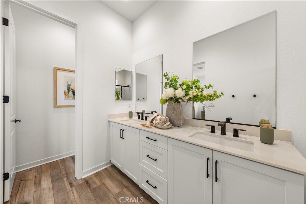 147 Culture, Irvine CA 92618 - photo 28