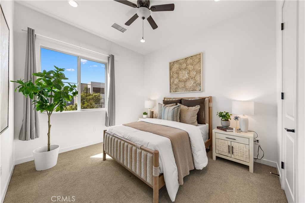 147 Culture, Irvine CA 92618 - photo 33