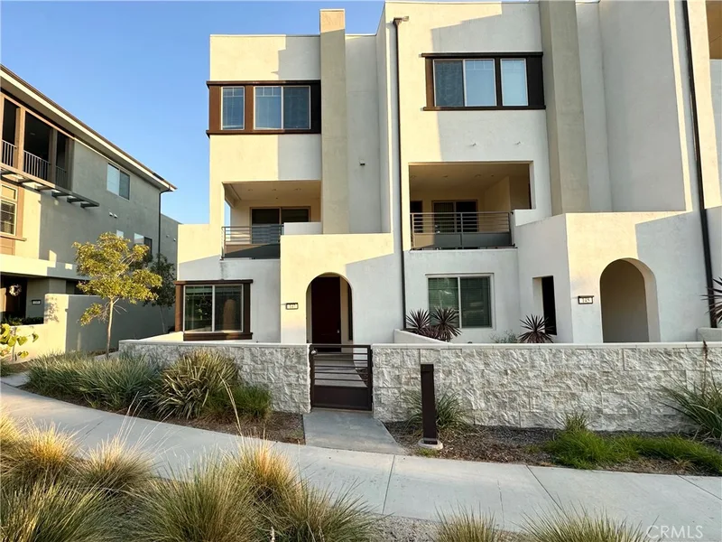 147 Episode, Irvine