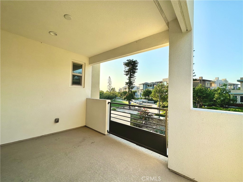 147 Episode, Irvine CA 92618 - photo 12