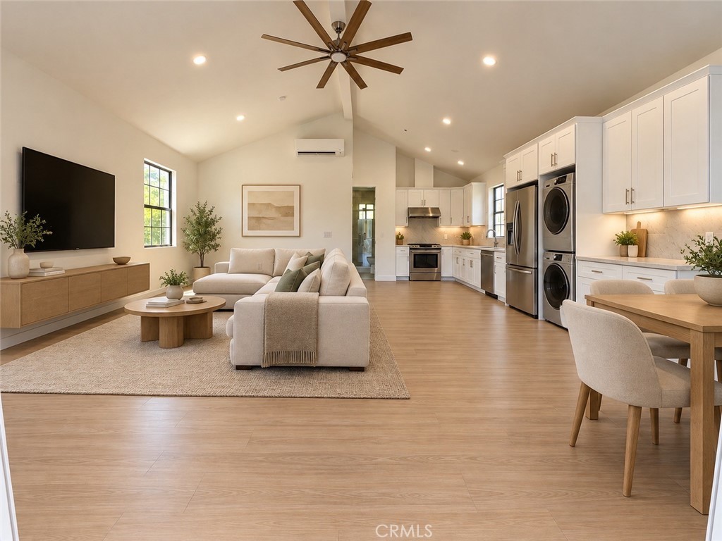 147 Port 2, Irvine CA 92618 - photo 2