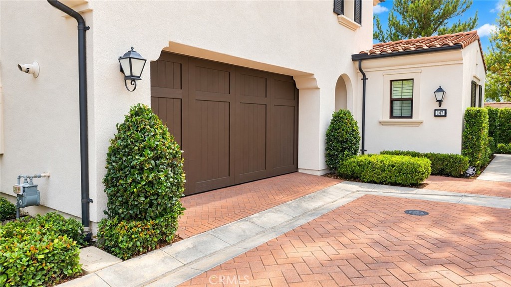 147 Stallion, Irvine CA 92602 - photo 2
