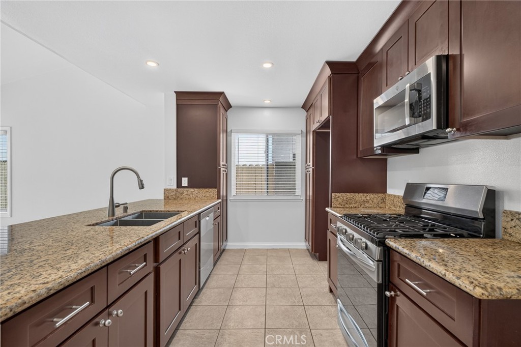 14712 Comet, Irvine CA 92604 - photo 8