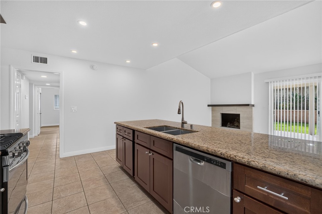 14712 Comet, Irvine CA 92604 - photo 9