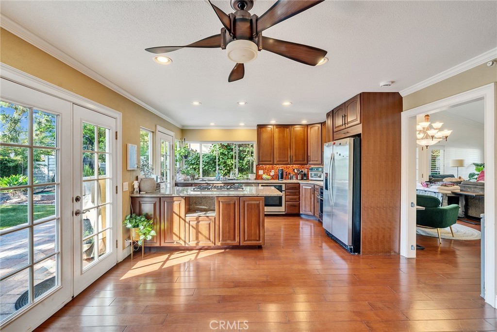 14751 Deer Park St, Irvine CA 92604 - photo 10