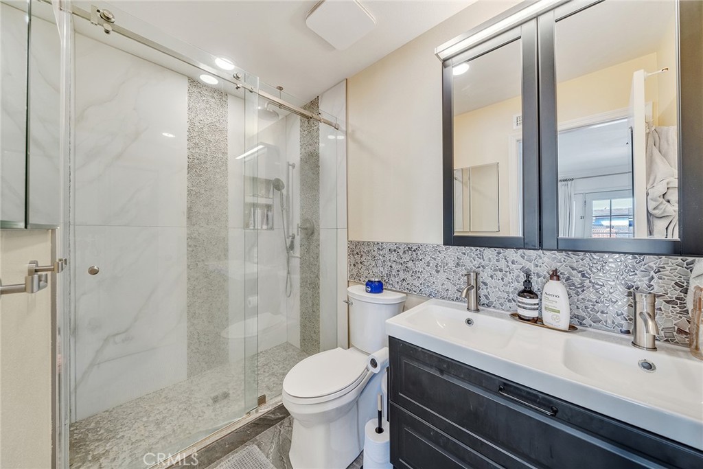 14751 Deer Park St, Irvine CA 92604 - photo 32