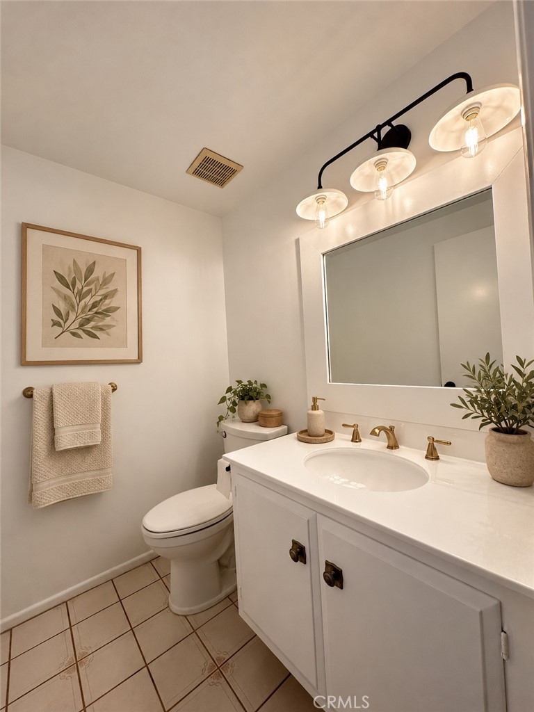 Virtually staged - 14791 Mayten Avenue, Irvine CA 92606 - photo 11