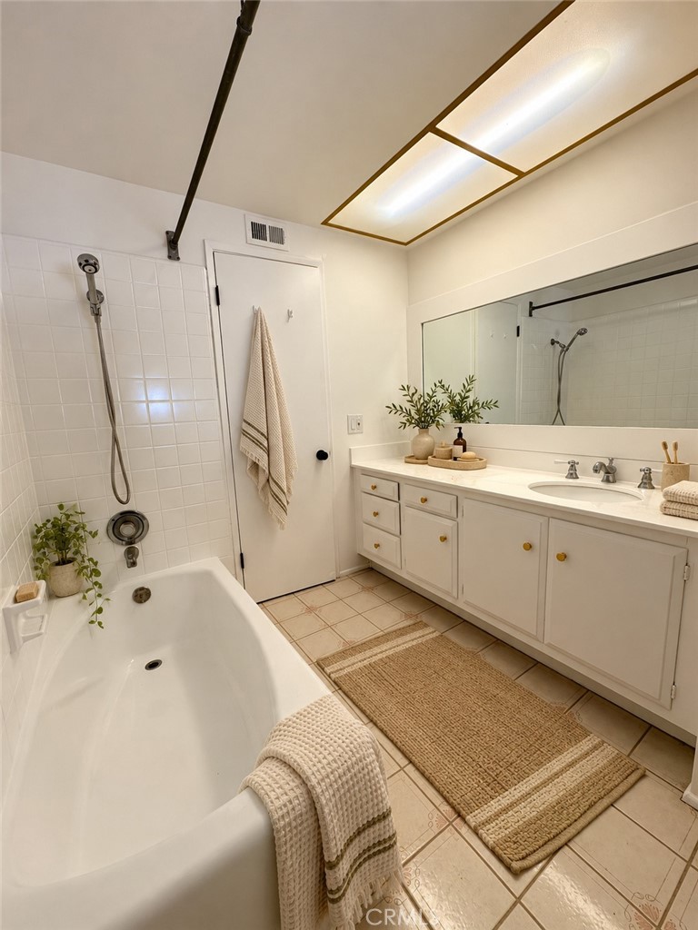 Virtually staged - 14791 Mayten Avenue, Irvine CA 92606 - photo 28