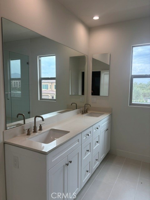 PrimaryBath - 148 Pisano, Irvine CA 92618 - photo 5
