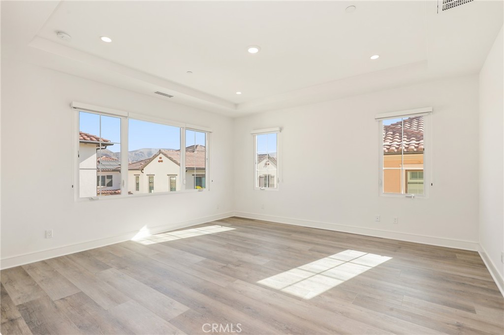 148 Villa Rdg, Irvine CA 92602 - photo 17