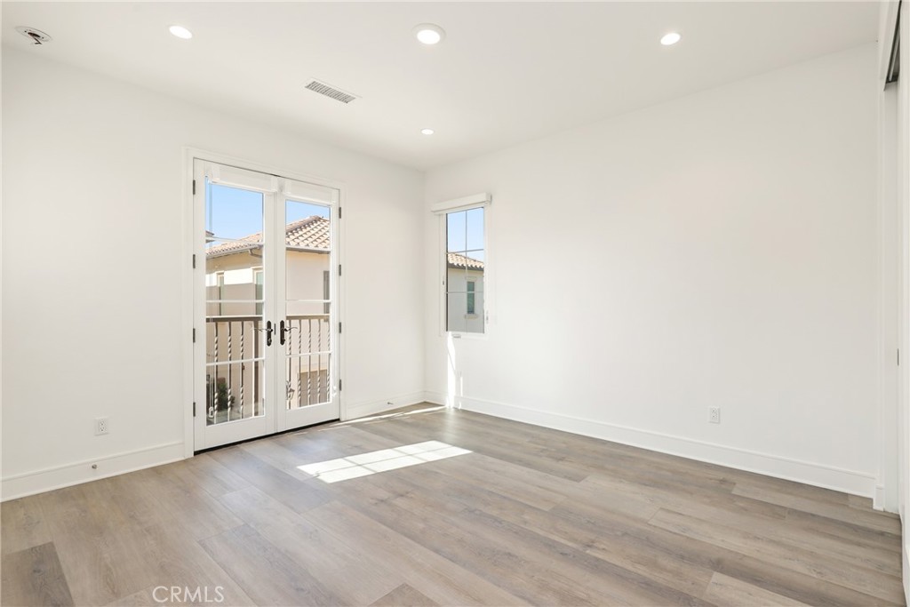 148 Villa Rdg, Irvine CA 92602 - photo 22