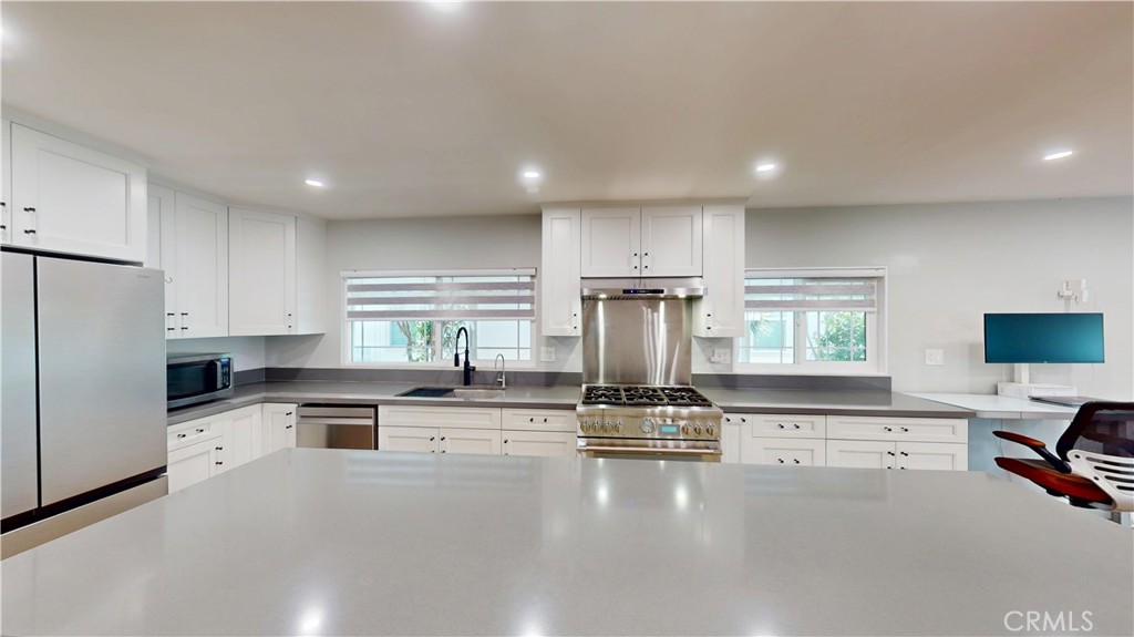 14851 Jeffrey 59, Irvine CA 92618 - photo 4