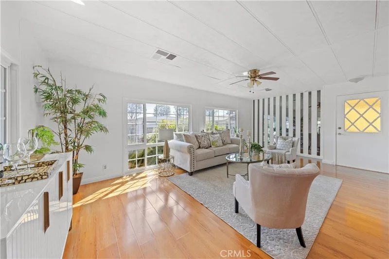 14851 Jeffrey 7, Irvine, CA 92618