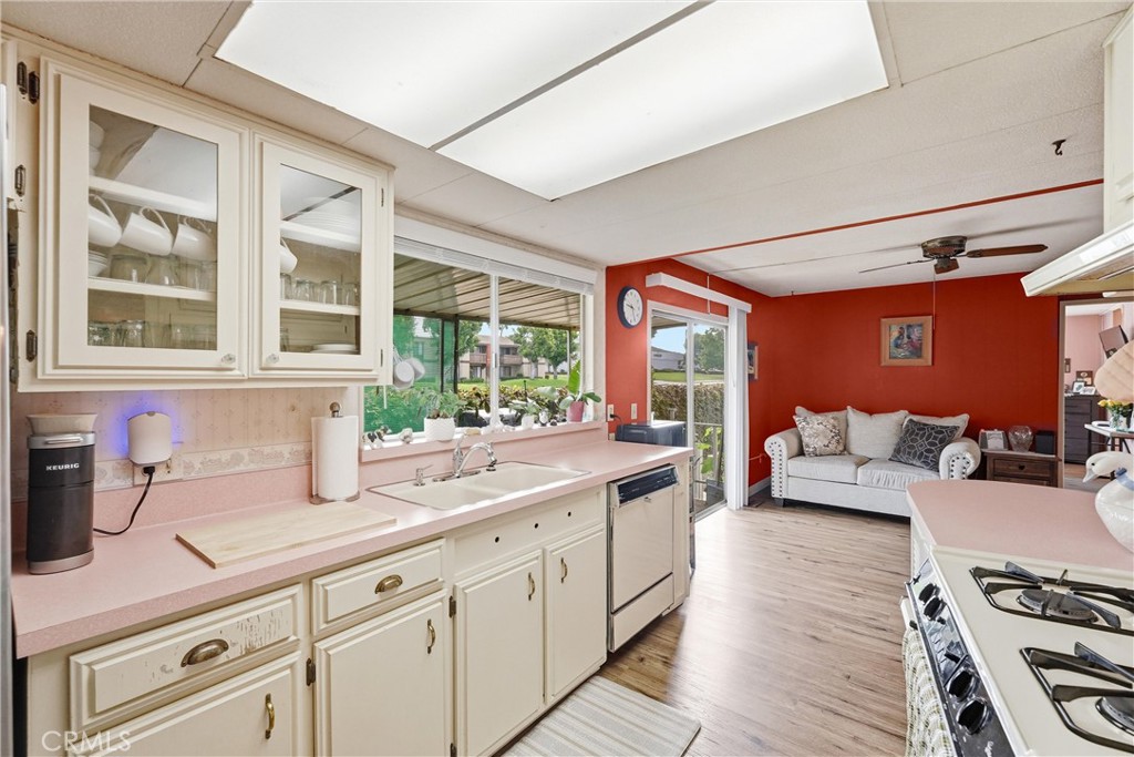 14851 Jeffrey Rd 192, Irvine CA 92618 - photo 15