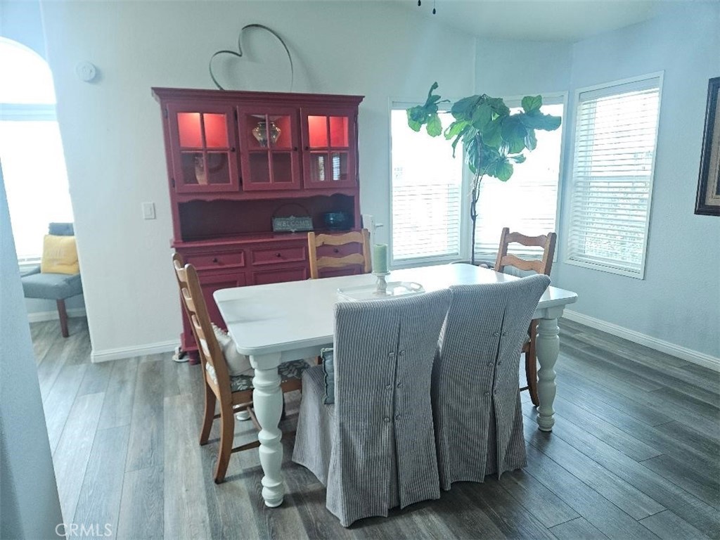 Dining area view 2 - 14851 Jeffrey Rd, SPC 142, Irvine CA 92618 - photo 4