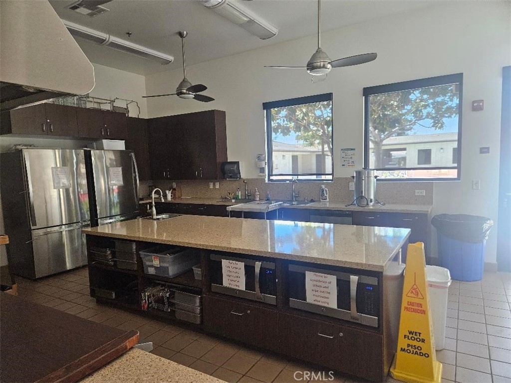 Kitchen - 14851 Jeffrey Rd, SPC 142, Irvine CA 92618 - photo 31