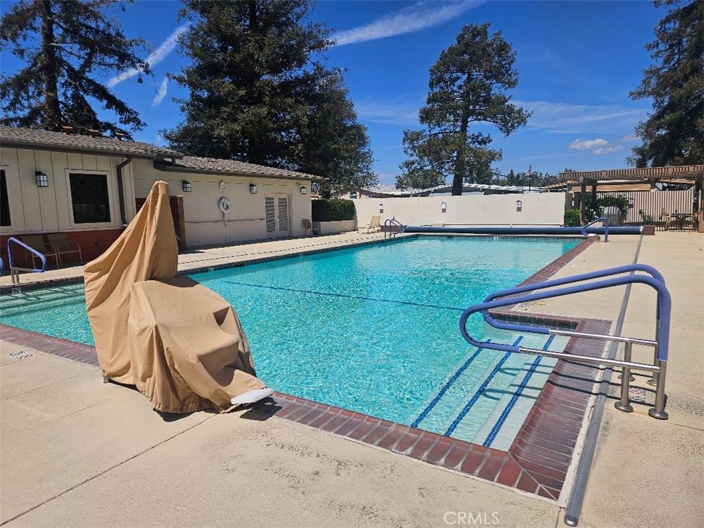 Pool and exercise room to the rear left - 14851 Jeffrey Rd, SPC 142, Irvine CA 92618 - photo 34