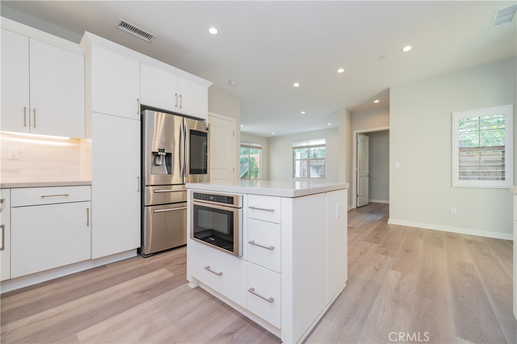 149 Messenger, Irvine CA 92618 - photo 9