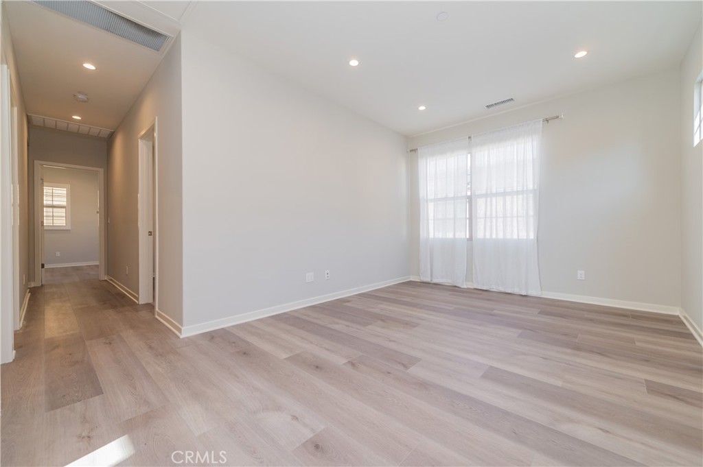 149 Messenger, Irvine CA 92618 - photo 15