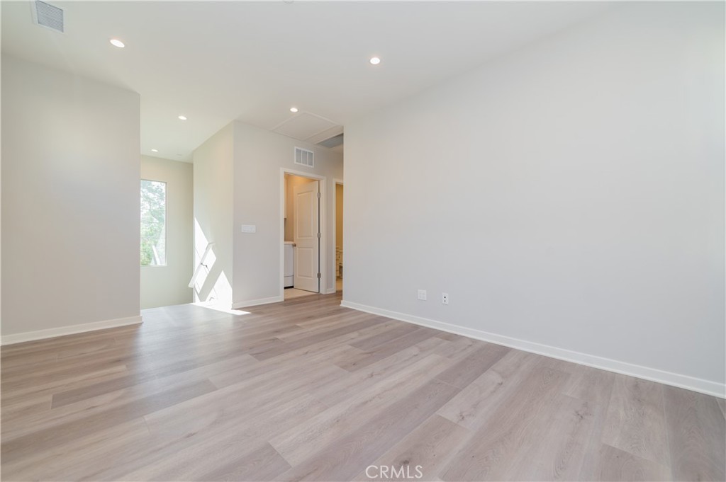 149 Messenger, Irvine CA 92618 - photo 17
