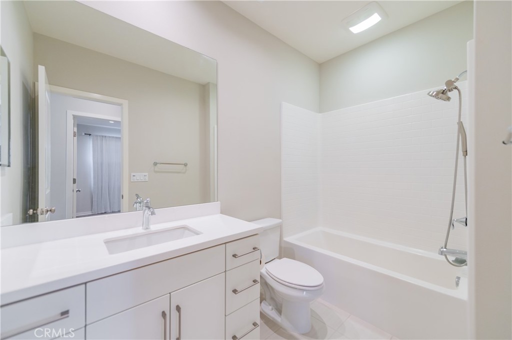 149 Messenger, Irvine CA 92618 - photo 28