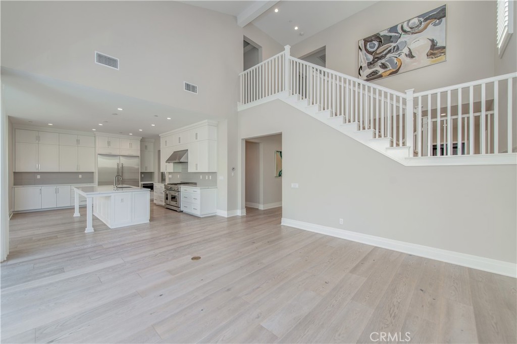 149 Roscomare, Irvine CA 92602 - photo 6