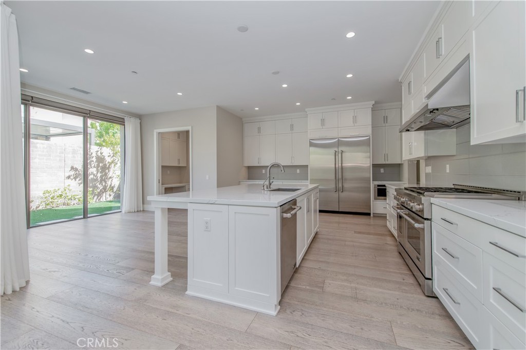 149 Roscomare, Irvine CA 92602 - photo 9