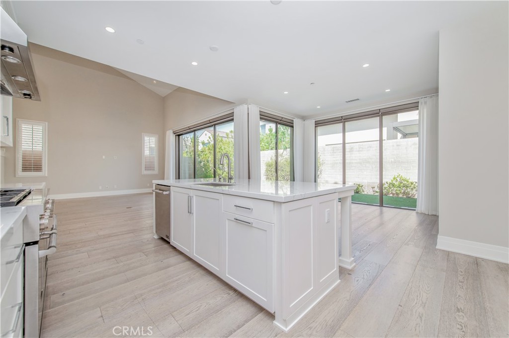 149 Roscomare, Irvine CA 92602 - photo 13