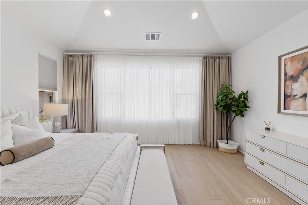 149 Somera, Irvine CA 92602 - photo 16
