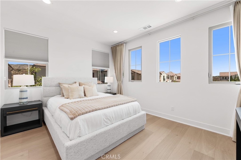 149 Somera, Irvine CA 92602 - photo 23