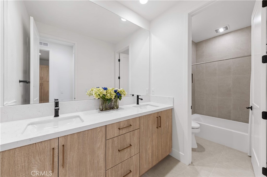 149 Somera, Irvine CA 92602 - photo 24