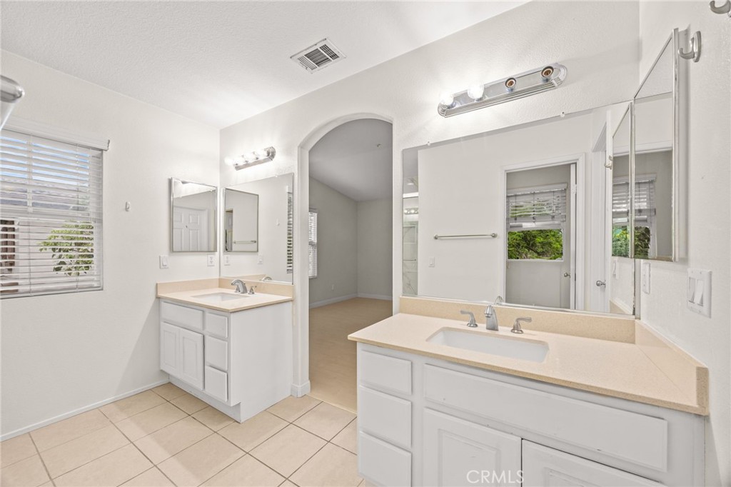 15 Ballard 90, Irvine CA 92602 - photo 20