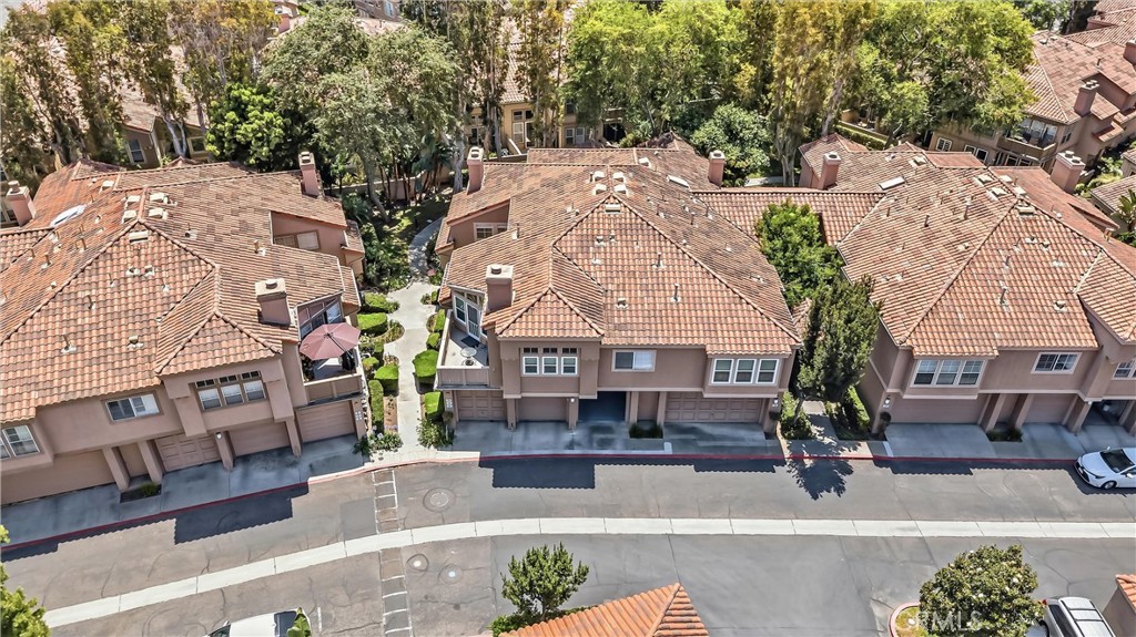 15 Ericson Aisle, Irvine CA 92620 - photo 2