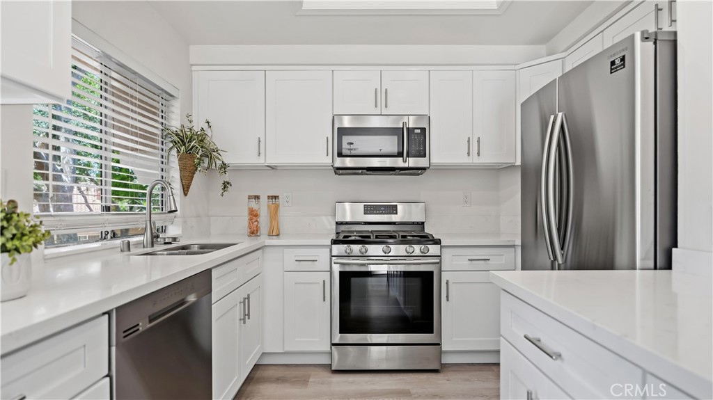 15 Ericson Aisle, Irvine CA 92620 - photo 18