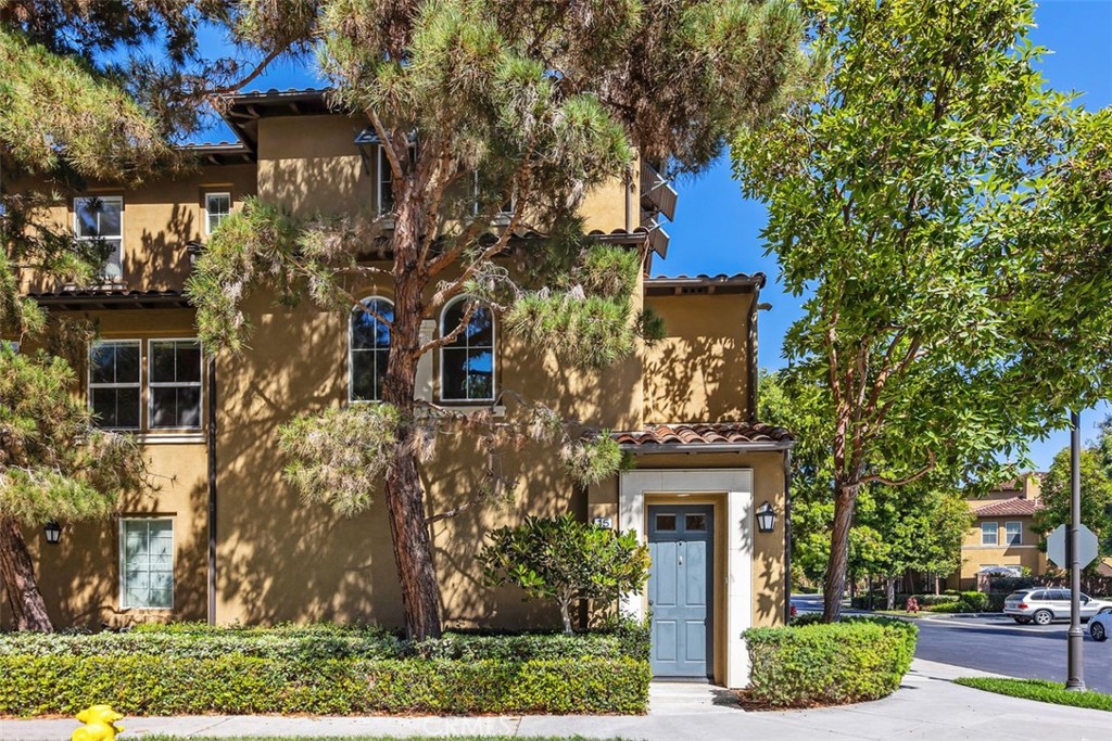 15 Gingerwood, Irvine CA 92603 - photo 2