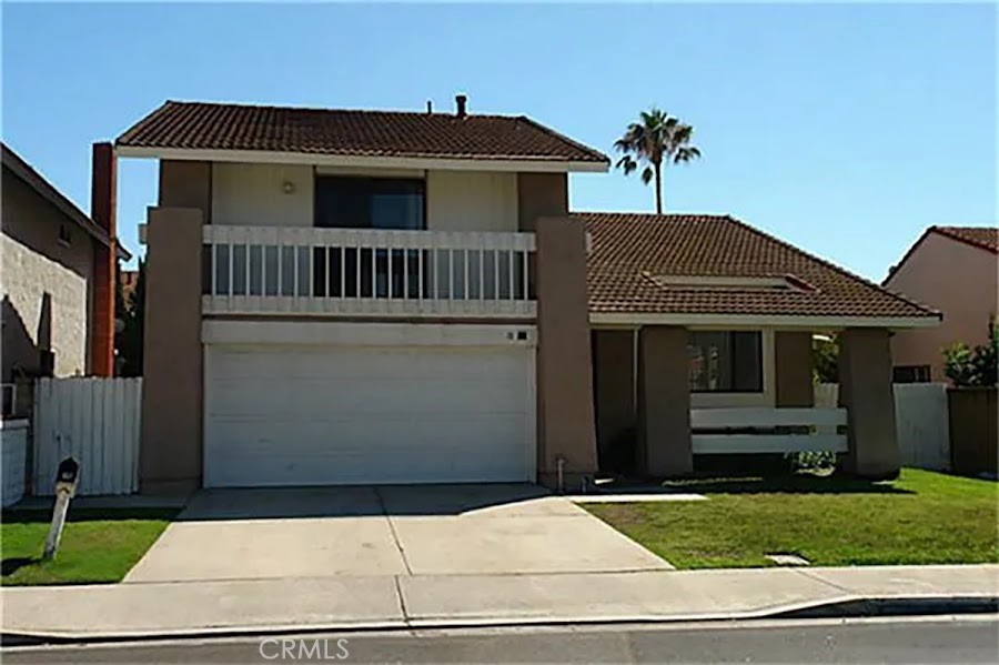 Welcome Home to 15 Mecklenberg, Irvine! - 15 Mecklenberg, Irvine CA 92620 - photo 1